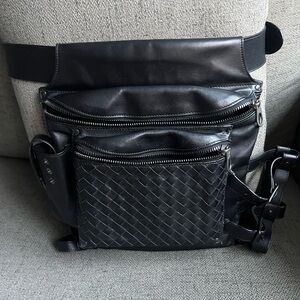 Bottega Veneta Utility Waist Bag Leather With Intrecciato Black Leather Belt Bag